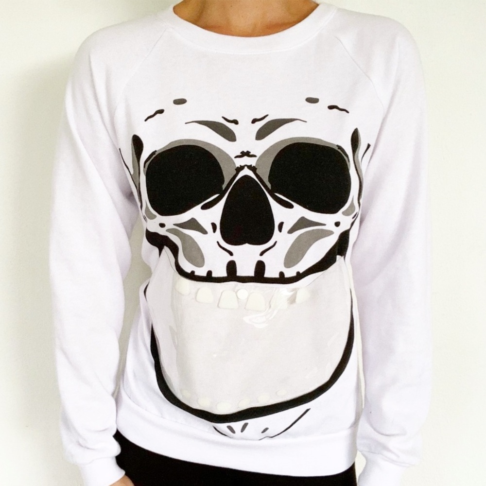 Freeze skull print clear vinyl pocket sweatshirt size small